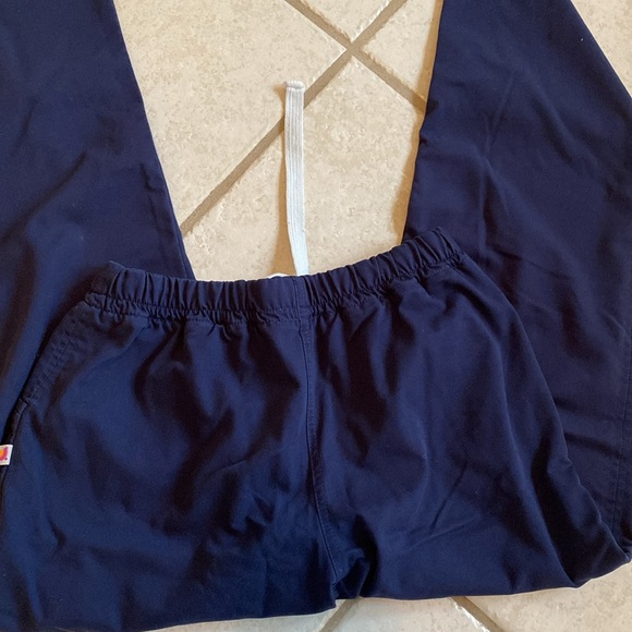 Urbane navy scrub pants - Picture 5 of 6